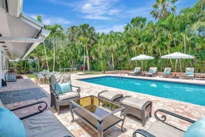 Image of Gorgeous Beach House Open Floor Plan, Heated Extra Large Pool & Office