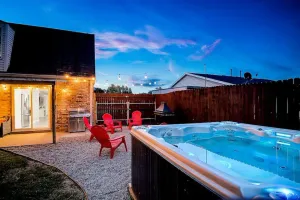 Image of ☆Stunning Derby Home☆ 5 KING BEDS, HOT TUB,FIREPIT