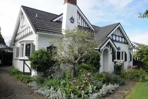 Image of English Tudor House