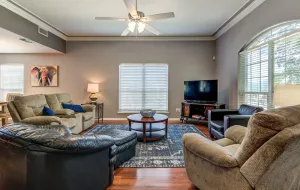 Image of Spacious 3BR Retreat Close to Downtown & Outlets