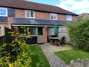 Image of Wheat cottage, Chiddingly, spacious and well equipped character accommodation