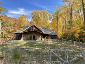Image of Hidden Retreat on 30 Wooded Acres 5 Miles to Town