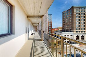 Image of Lovely Modern Condo w\/ Balcony - Walk to Riverfront Park