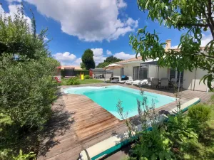 Image of 4-star villa, sleeps 6 with heated pool