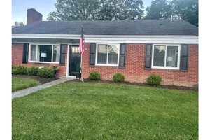 Image of Lewisburg’s Southern Bell, a charming bungalow with a Southern feel!