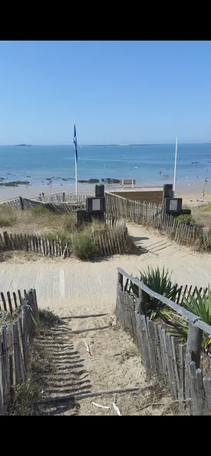 Image of T1BIS sleeps 4 DIRECT PLAGE DE Bonne Source