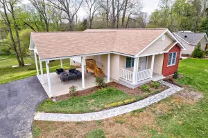 Image of Brand new home - 5 min to ETSU - Comfort & Convenience