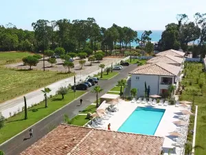 Image of Nice apartment for 6 guests with WIFI, A\/C, pool, TV, terrace, pets allowed and parking