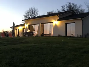 Image of Quiet modern villa with breathtaking views just minutes from Périgueux