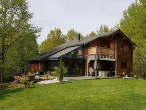 Image of Chalet de charme avec sauna et piscine couverte, proche de Vichy, tout confort, animaux acceptés - FR-1-489-370
