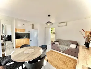 Image of Cosy sea view villa with pool, gym, and beach 800 meters away