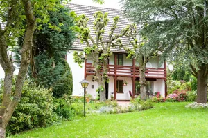 Image of cozy 3 * apartment on former Farm in a park-like garden