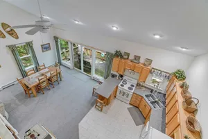 Image of Cozy Family Cottage in White Mountains access to Pool, Hot Tub, WiFi, Gym, Sauna