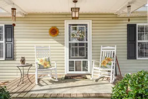 Image of Cozy Hometown Getaway!