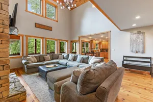 Image of Private Lodge with Long-Range Views