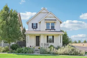 Image of Upscale, Spacious Farmhouse in Central Denver