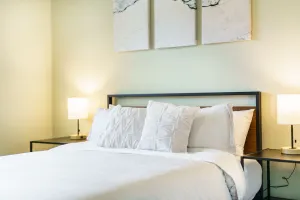 Image of 2-BR Cozy Guest Suite with Full Kitchen Near The Momentary & 8th Street Market