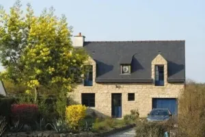 Image of Charming house in nice quiet environment. Near Port Logeo