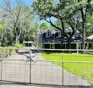 Image of Private Cedar Creek Lake House - WATERFRONT! QUIET!