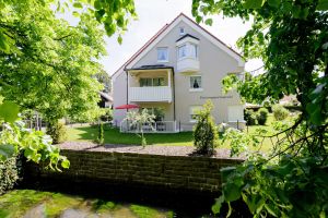Image of Bright, quiet and modern apartments with a large garden right in the center