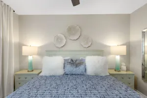 Image of Freshly renovated ground Floor 2 bed\/2bath near pool\/free parking