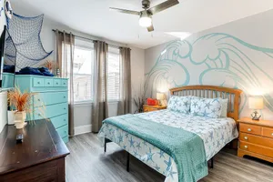 Image of Fun Home w\/ Fenced Yard Minutes to Beach! 5 BR + Dogs OK!