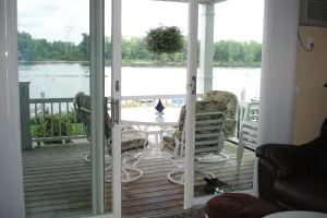 Image of Waterfront Condo steps from the Mississippi River