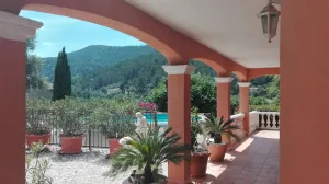 Image of Large and lively family villa in the heart of Provence