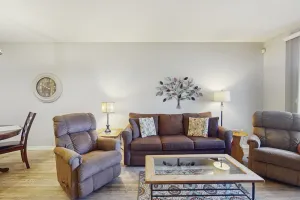 Image of Lakefront condo with private washer\/dryer, central AC & heated pool