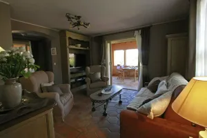 Image of THE PATIO. The Mas des Bouteillans