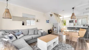 Image of Lakeside Townhouse - 2BR Modern Townhouse l Lake Views l Balcony l Walking Distance To Town