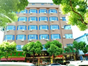 Image of GreenTree Inn Shanghai FTA Waigaoqiao Free Trade Zone North Subway Station Shell Hotel