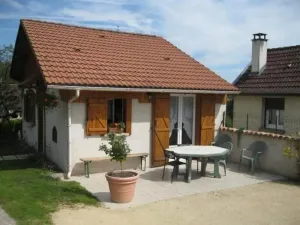 Image of Charming Meuse Cottage: Comfort, Nature, and Ideal Location