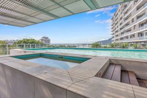 Image of Luxury 1BR Apartment @ Harbour Lights Cairns