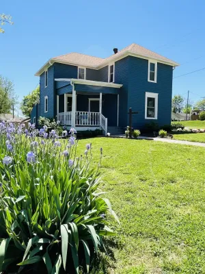 Image of Grandma B’s House - Walk Downtown De Soto, KS