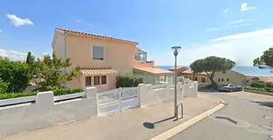 Image of Villa, all mod cons, enclosed with seaside view