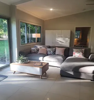 Image of Adorable 2 bedroom unit, set in lush gardens