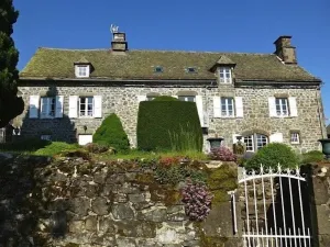 Image of Salers: The farmhouse of Malprengère