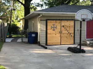 Image of Great one-bedroom basement apt., near KU and restaurants!