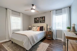Image of Azalea Avenue - 3 Bedrooms, 2 Queen Beds, 2 Sofas
