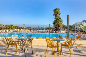 Image of Bungalow spacieux avec piscine à Lattes