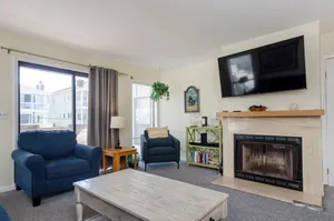 Image of Popular townhome in heart of Wrightsville Beach!