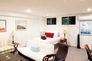 Image of Huge Studio w Full Kitchen W D Parking