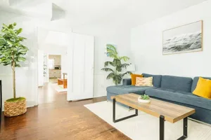 Image of Charleston Style Home - Great Location!
