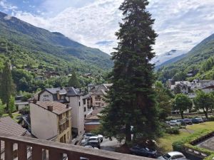 Image of 100m from ski lifts, 3rd floor, view mountain, tv, 26m², Brides Les Bains