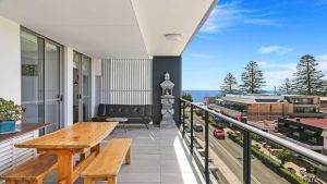 Image of Breezes - Oceans Edge Ocean Views , Wifi Accom Holidays