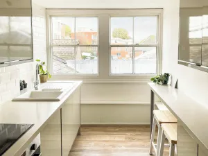 Image of Fantastic modern, light and spacious two-bedroom apartment in the heart of the city of Winchester.