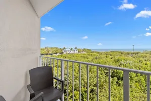 Image of Spacious Ocean View Suite with Private Kitchen & Balcony! Pool & Beach Access!