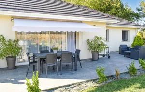 Image of Awesome home in Rivehaute with WiFi