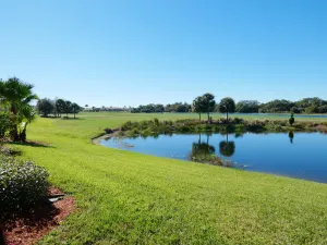 Image of 412-103 Gorgeous two lakes golf view Coach home